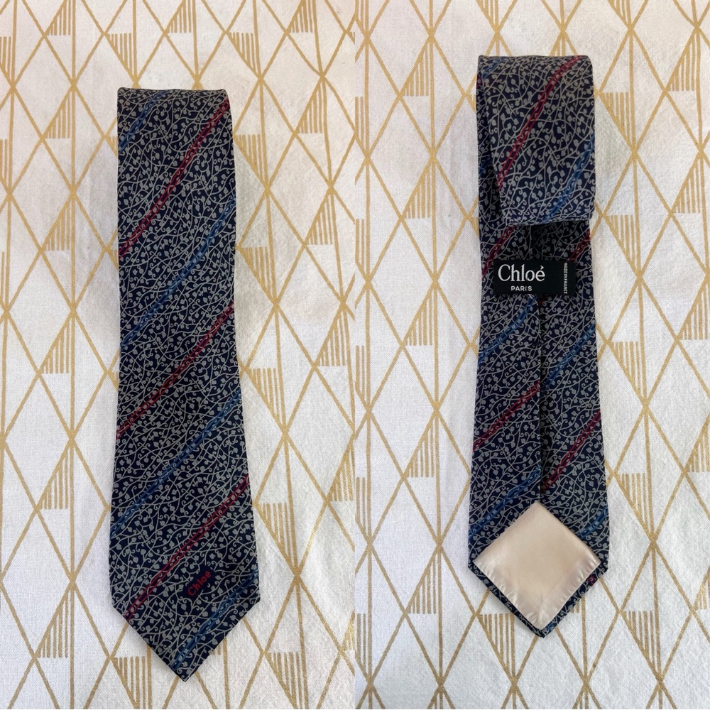 Chloe Paris 100% Silk Floral Tie